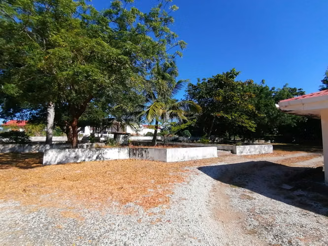 Propiedad con antiguo Hotel Frente a la Playa en Venta - Imagen 8