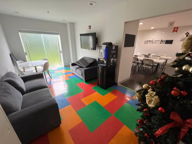 Oficina Corporativa Lista para Operar en Expreso Tibás – 274 m² - Imagen 7