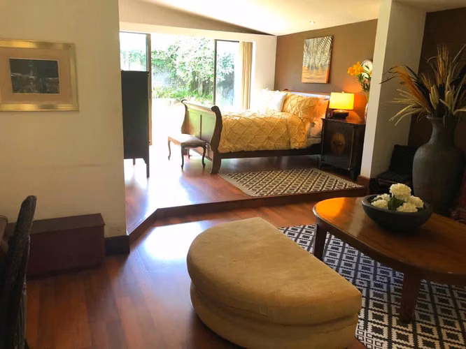 id 38095 Venta de casa con USO DE SUELO MIXTO, Pinares