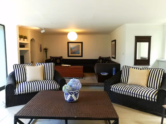 id 38095 Venta de casa con USO DE SUELO MIXTO, Pinares