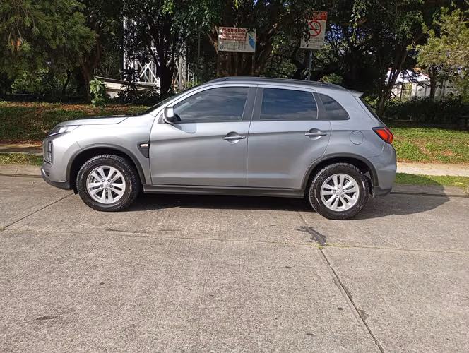 MITSUBISHI ASX AWD 2024