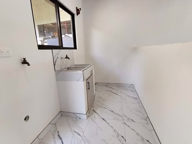 CASA  NUEVA EN VENTA, PALMARES, ALAJUELA