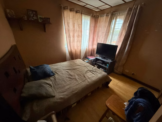 Venta casa de 4 habitaciones en San Francisco de Coronado