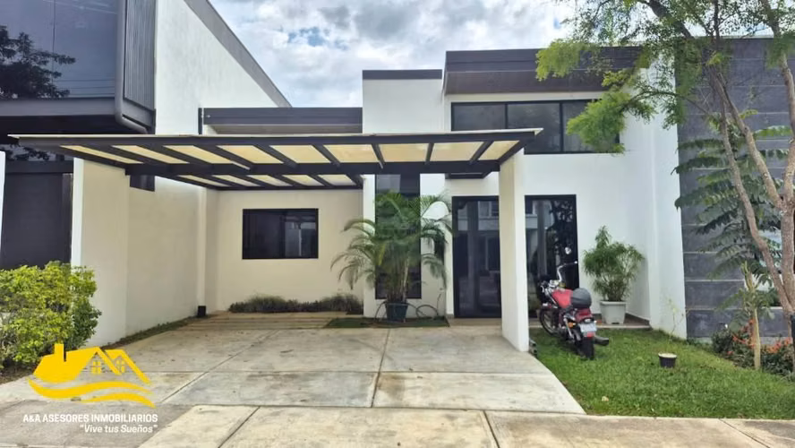 Se alquila casa en Grecia, Condominio Montezuma, 100% Amueblada