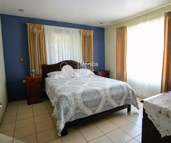 IMPECABLE CASA EN SARCHÍ