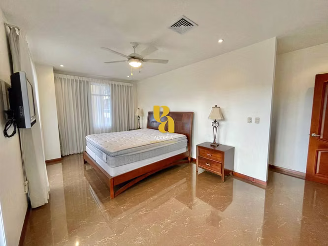 Alquiler de apartamento amueblado con amplia terraza en Escazú - Imagen 8