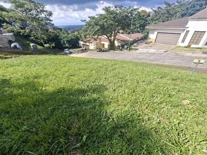 TERRENO EN CONDOMINIO EN VENTA CIUDAD COLON. 1375 M2. - Imagen 2
