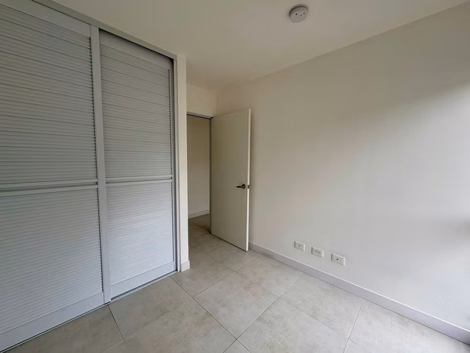 Se alquila hermoso Apartamento en Condominio Monte Alto, Curridabat