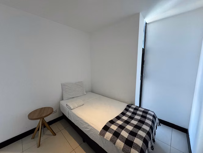 Venta de apartamento full equipado en Rohrmoser
