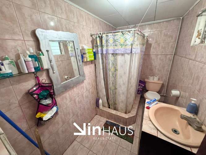 Venta de casa y 3 apartamentos en el Centro de Moravia -EU - Imagen 8