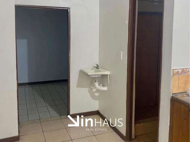 Venta de casa y 3 apartamentos en el Centro de Moravia -EU - Imagen 15