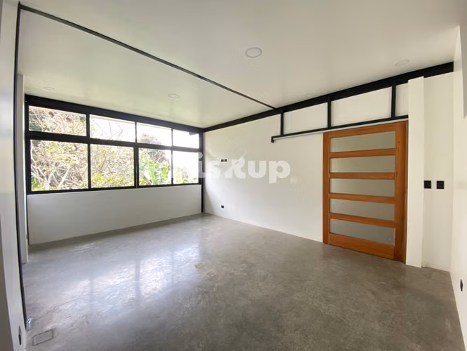 Alquiler de amplia oficina de 250 m2. Barrio Escalante, San José