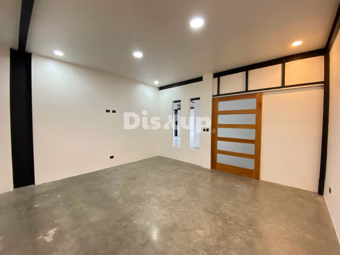 Alquiler de amplia oficina de 250 m2. Barrio Escalante, San José