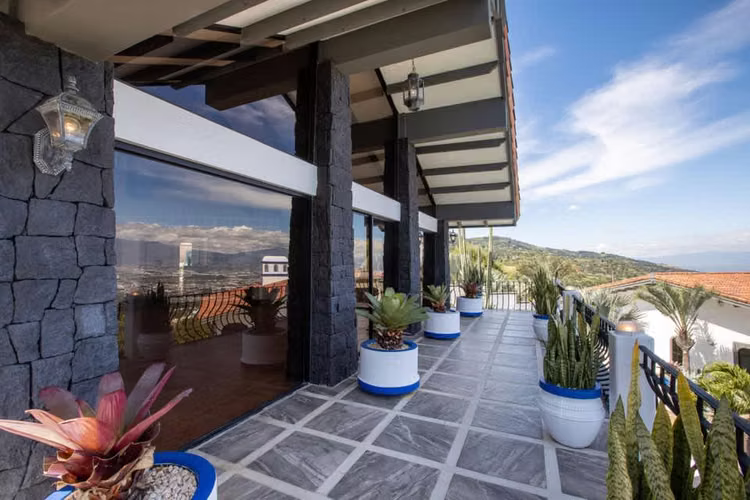 Venta de Mansión en Escazú Costa Rica