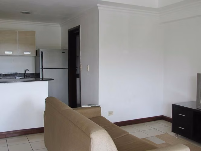 Apartamento en Venta, 2B, 1B, en Santa Ana completamente amueblado ID25213