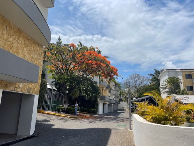 Apartamento en Venta, 2B, 1B, en Santa Ana completamente amueblado ID25213