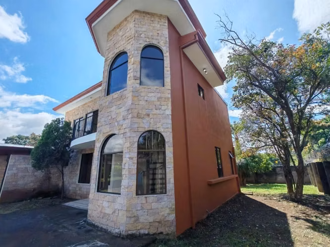 Venta de Propiedad en La Garita, Alajuela – Ubicación Estratégica cerca de INCAE. - Imagen 4