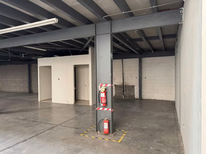 BODEGA SAN JOSE, URUCA, 453m2