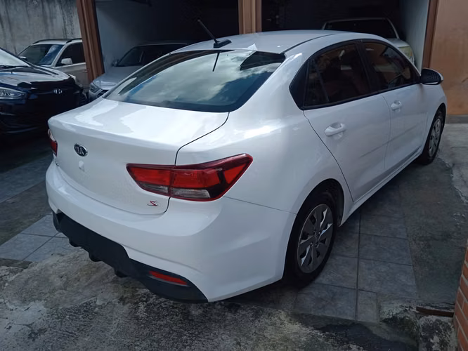 KIA RIO SPORT