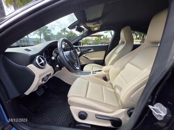 MERCEDES-BENZ CLA180 IMPECABLE!!!