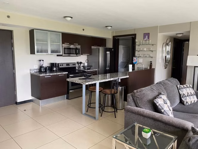 Alquiler De Apartamento en paradisus romosher - Imagen 2