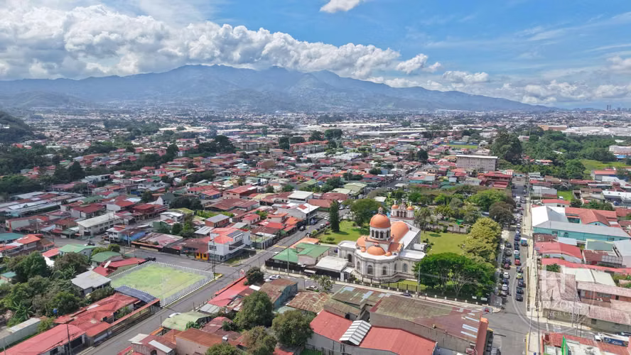 Lote en Venta en Curridabat Centro 816 m² con Uso Mixto y Alta Exposición noj1230or - Imagen 2
