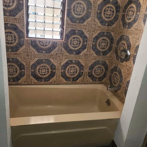 CASA CON 7 ESPACIOS DE OFICINA EN LOS YOSES