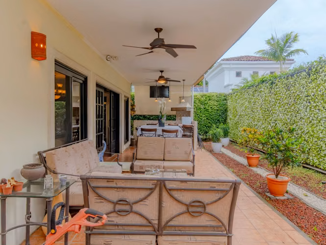 VENTA DE CASA EN VALLE DEL SOL - Imagen 10