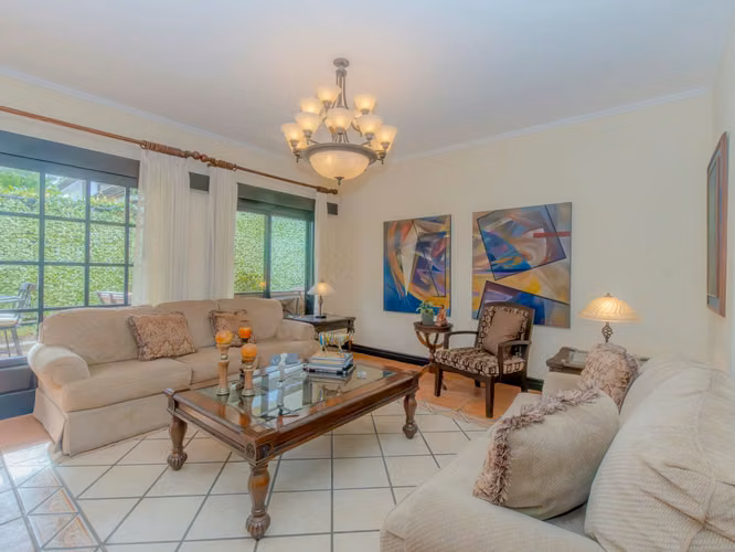 VENTA DE CASA EN VALLE DEL SOL - Imagen 4