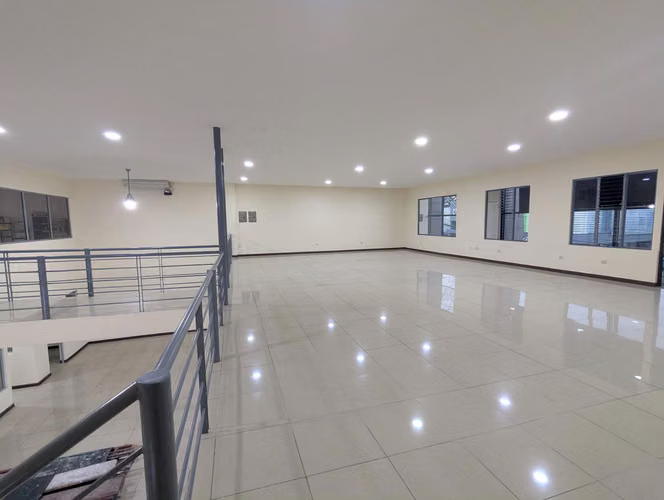 Edificio Comercial en Alquiler en Cipreses de Curridabat - Imagen 8