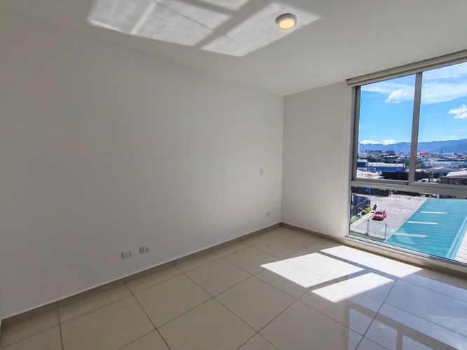 ALQUILER DE APARTAMENTO NUEVO EN CONDOMINIO BAMBÚ RIVERA, TIBÁS*