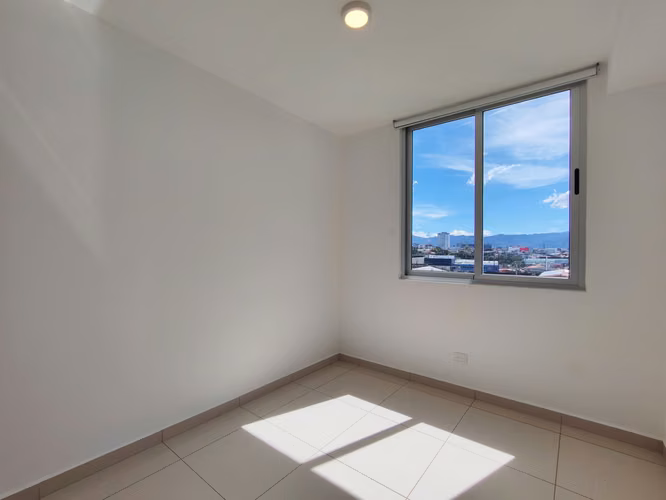 ALQUILER DE APARTAMENTO NUEVO EN CONDOMINIO BAMBÚ RIVERA, TIBÁS*