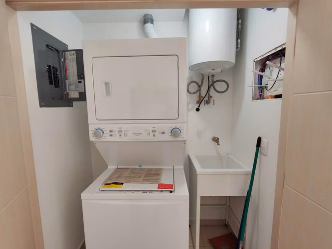 ALQUILER DE APARTAMENTO NUEVO EN CONDOMINIO BAMBÚ RIVERA, TIBÁS*
