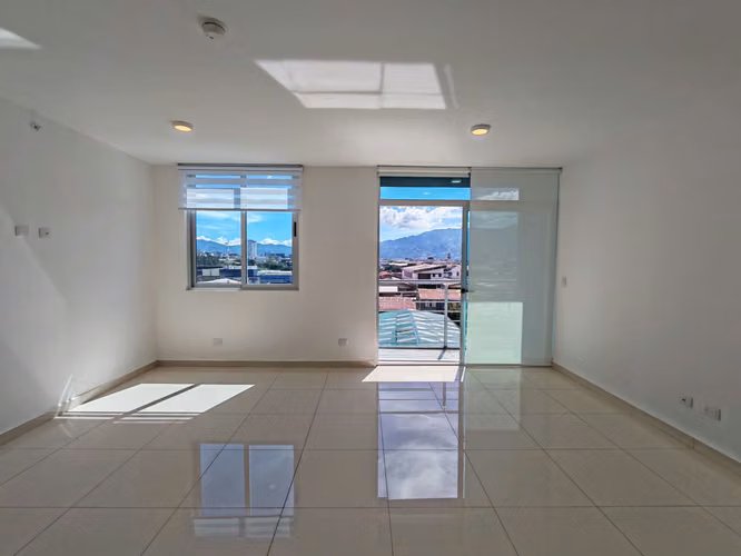 ALQUILER DE APARTAMENTO NUEVO EN CONDOMINIO BAMBÚ RIVERA, TIBÁS*