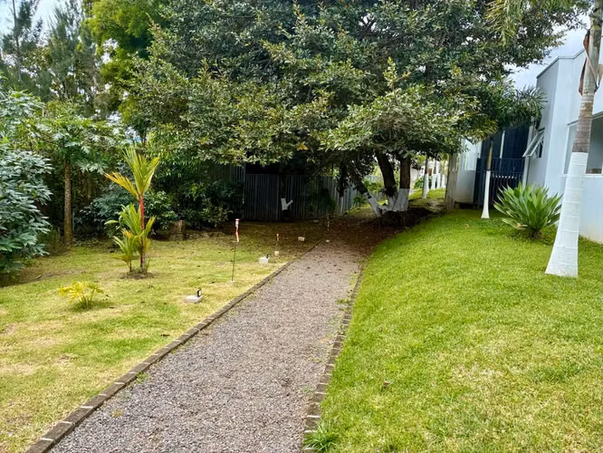 Se Vende hermosa casa en Condominio para estrenar, Tres Ríos