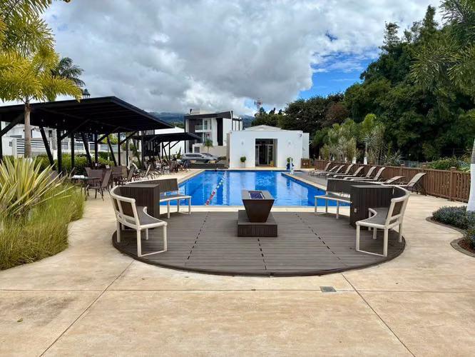 Se Vende hermosa casa en Condominio para estrenar, Tres Ríos