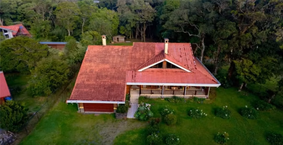 Lujosa y espaciosa casa rústica en El Tirol, San Rafael, Heredia