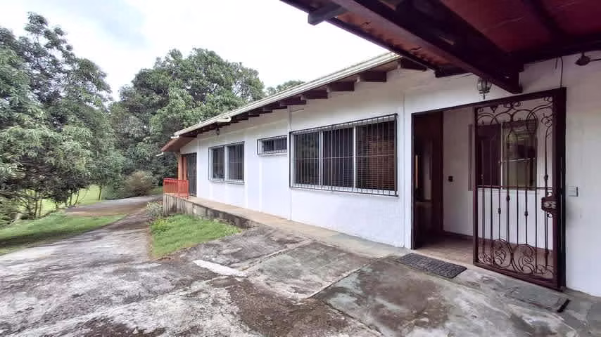 Venta de propiedad comercial en Atenas - Imagen 5