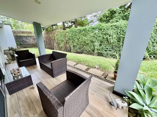 POZOS DE SANTA ANA! LUJOSA CASA FULL AMUEBLADA DE 4 HAB/3.5/JARDIN - Imagen 10