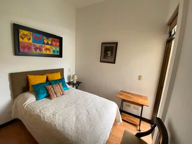 Alquiler de Apartamento Rio Oro Santa Ana– AMOBLADO, Piso 3 con Vista a la Montaña - Imagen 6