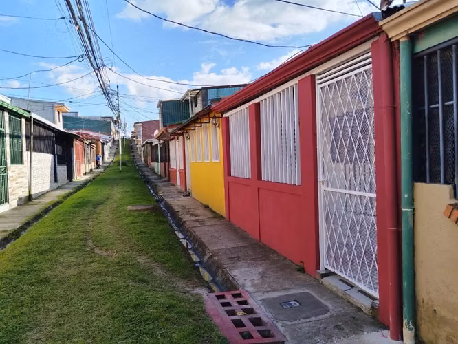 Linda y espaciosa Casa