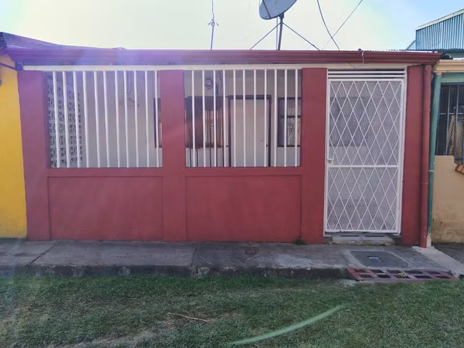 Linda y espaciosa Casa