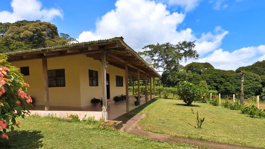 Venta de Finca Ganadera (Lechera) en Guácimo de Limón-1