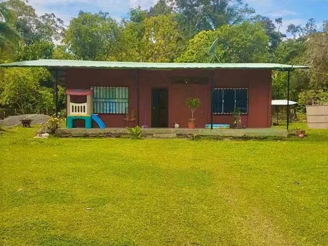 SE VENDE QUINTA EN LA SELVA DE GUÁCIMO, LIMÓN - 5005 M2