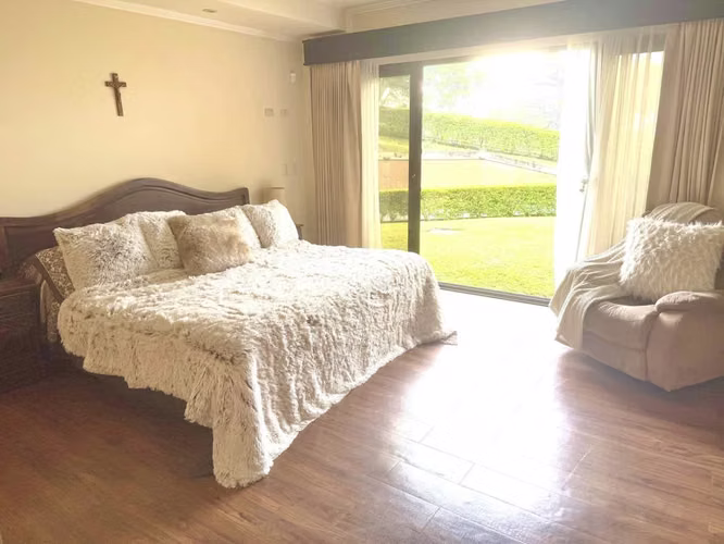 Venta de Hermosa Casa en Santa Bárbara, Heredia