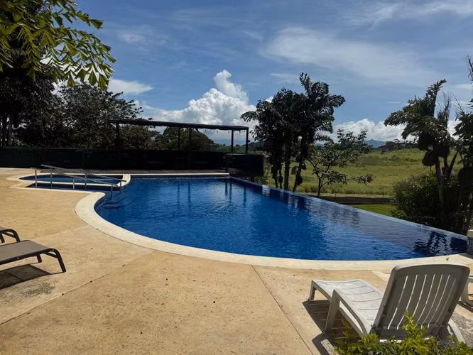 Venta terreno en condominio Grecia, Tacares, .Alajuela