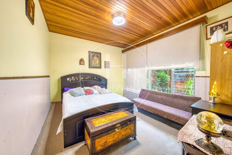 Se Vende Casa de Una Planta en Curridabat con Apartamento Independiente 6 Habitaciones noj1237ij - Imagen 10
