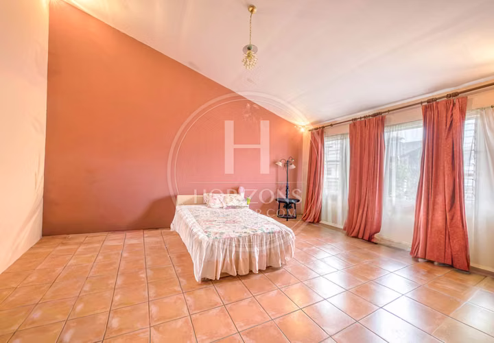 Se Vende Casa de Una Planta en Curridabat con Apartamento Independiente 6 Habitaciones noj1237ij - Imagen 16