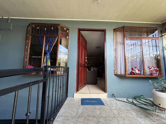 Venta de acogedora casa en Coronado.