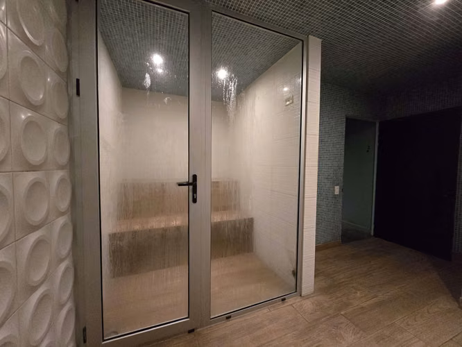 Apartamento amueblado con Parqueo Cosmopolitan Tower - Imagen 18